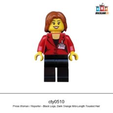 Figurine Town Press Woman / Reporter - Black Legs, Dark Orange Mid-Length Tousled Hair, réf. cty0510