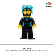 Figurine Town Diver - Female, Black Flippers and Wetsuit with Blue Logo, réf. cty0959