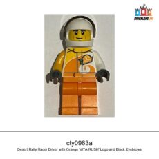 Figurine Town Desert Rally Racer Driver with Orange 'ViTA RUSH' Logo and Black Eyebrows, réf. cty0983a