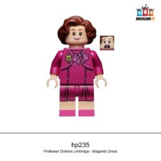 Figurine Harry Potter Professor Dolores Umbridge - Magenta Dress, réf. hp235