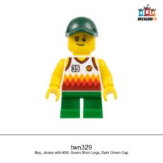 Figurine Town Boy, Jersey with #39, Green Short Legs, Dark Green Cap, réf. twn329