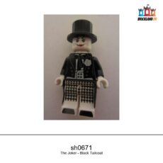Figurine Super Heroes The Joker - Black Tailcoat, réf. sh0671