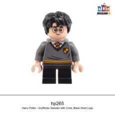 Figurine Harry Potter Harry Potter - Gryffindor Sweater with Crest, réf. hp265