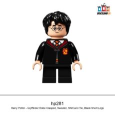 Figurine Harry Potter Harry Potter - Gryffindor Robe Clasped, Sweater, Shirt and Tie, réf. hp281